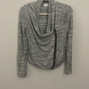 Lou & Grey Soft Lightweight Moto Style Sweater - Gray - Small